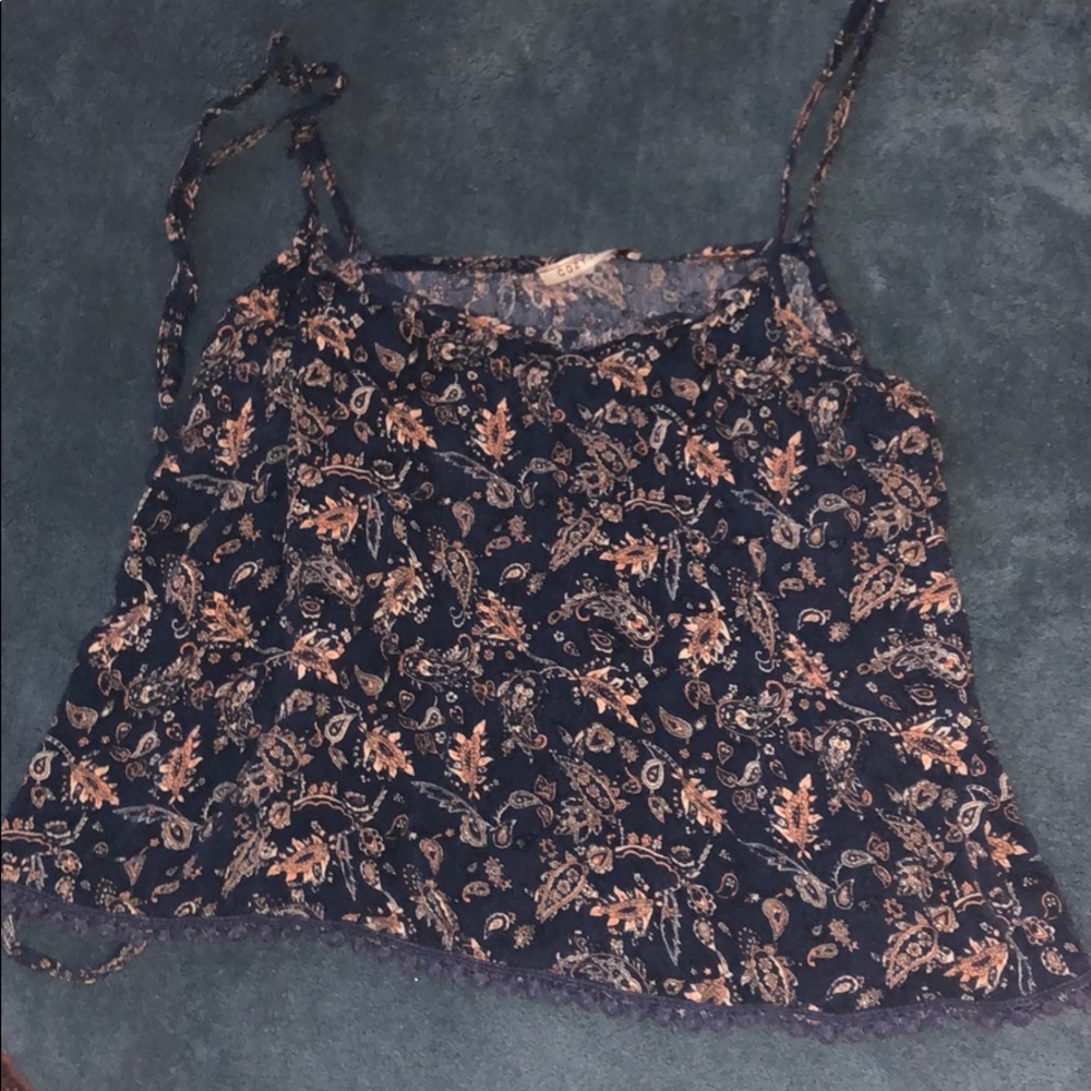 Crop top